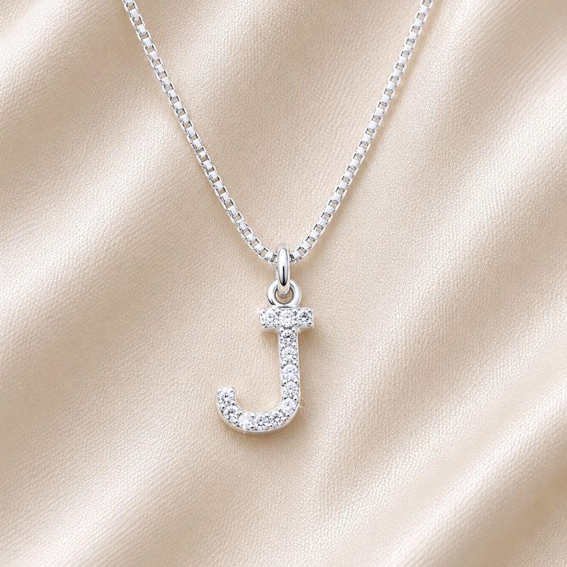 COLAR LETRA ZIRCONIA J