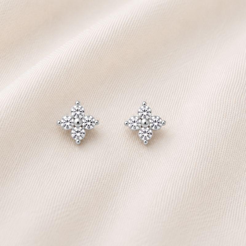BRINCO QUADRADO COM ESTRELA