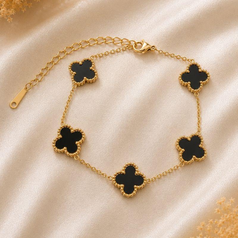 PULSEIRA TREVOS PRETO