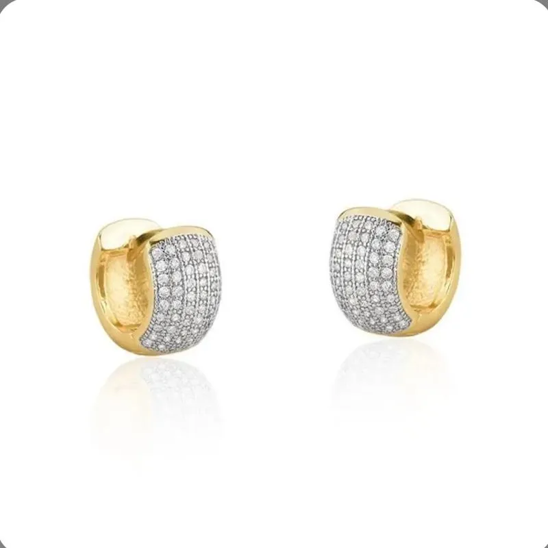 ARGOLA APLIQUE ZIRCONIA M