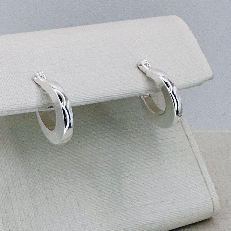ARGOLA OVAL GROSSA CHAPADA FECHO ITALIANO