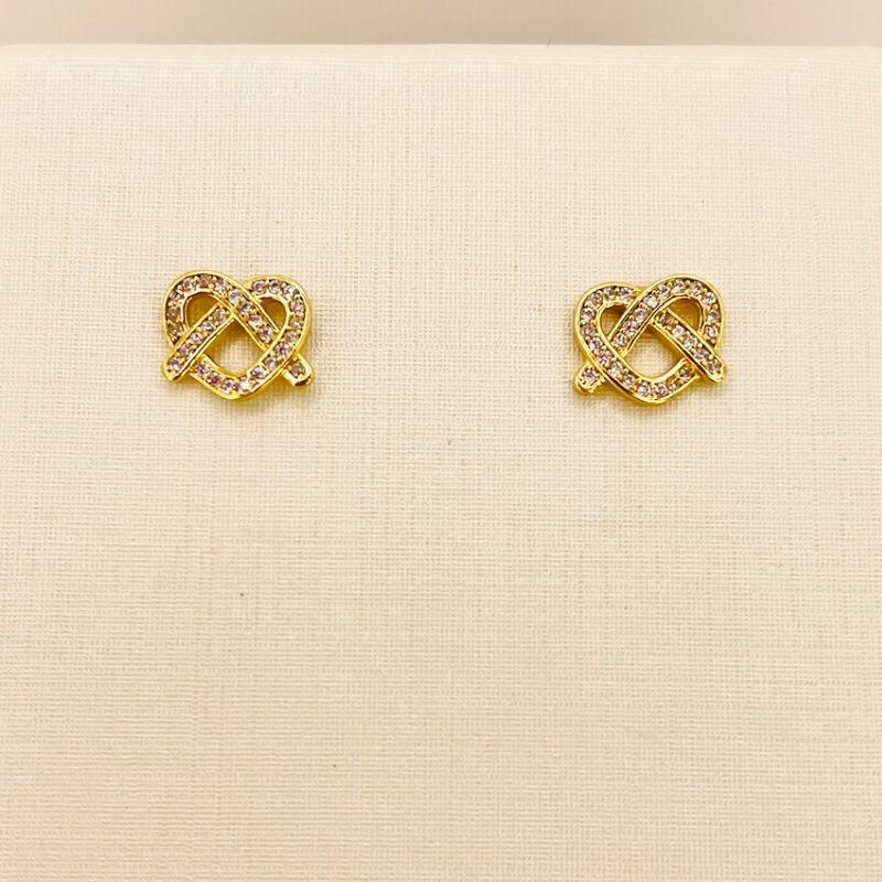 BRINCO CORACAO VAZADO ZIRCONIA