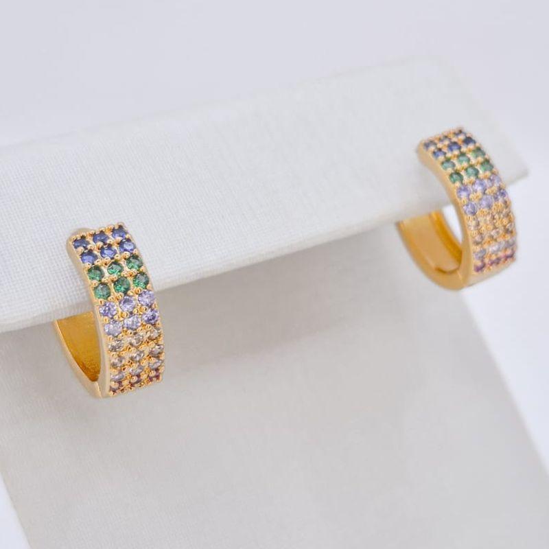 BRINCO ARGOLA CRAVEJADO COLORIDO