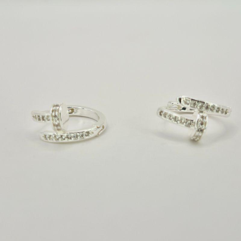 ARGOLA COM ESFERA CHAPADA NA PONTA