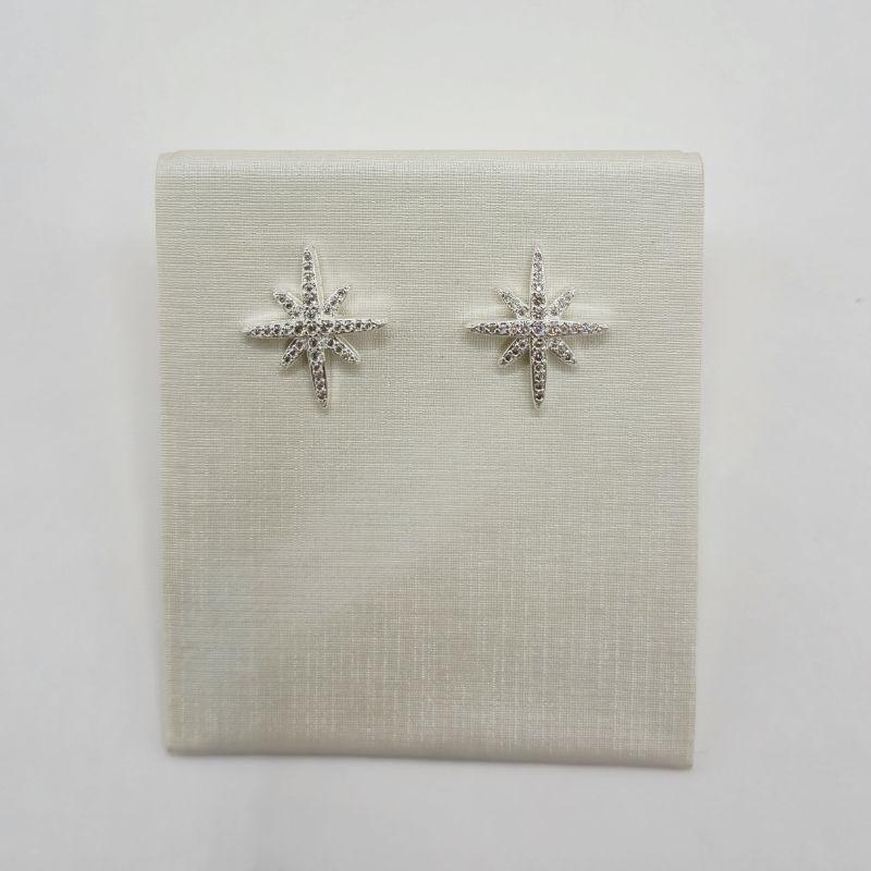 BRINCO ESTRELA CRAVEJADO