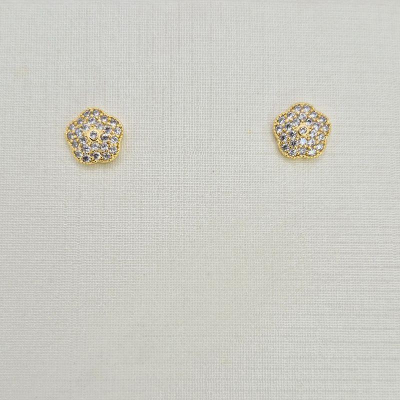 BRINCO FLOR CRAVEJADA