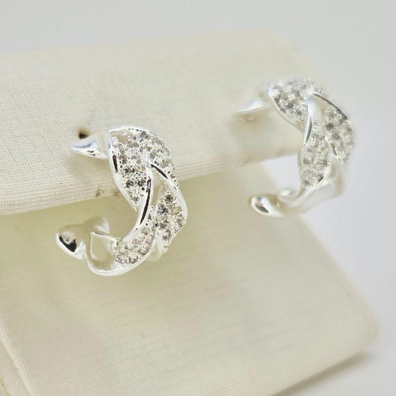 BRINCO TRANCADO CRAVEJADO