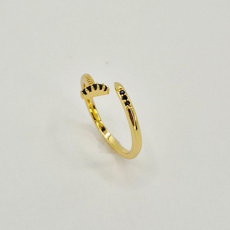 ANEL COM PEDRAS PRETAS