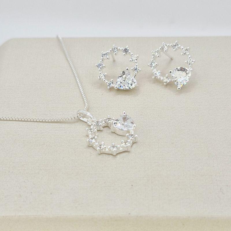 CONJUNTO CORAÇÃO CÍRCULO VAZADO