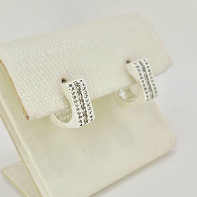 ARGOLA QUADRADA CRAVEJADA