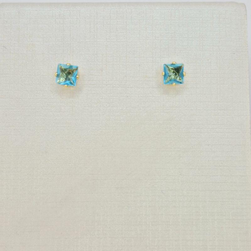 BRINCO QUADRADO AZUL