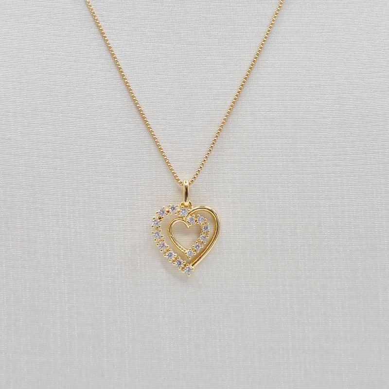 COLAR CORACOES CRAVEJADOS