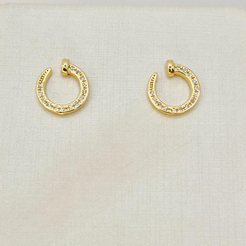 BRINCO PREGO CRAVEJADO