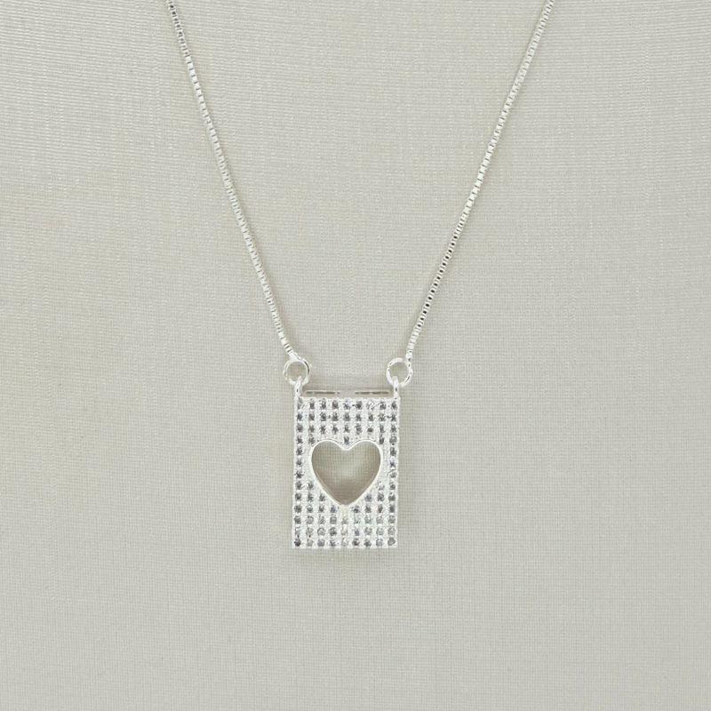 COLAR PLAQUINHA CRAVEJADA CORACAO