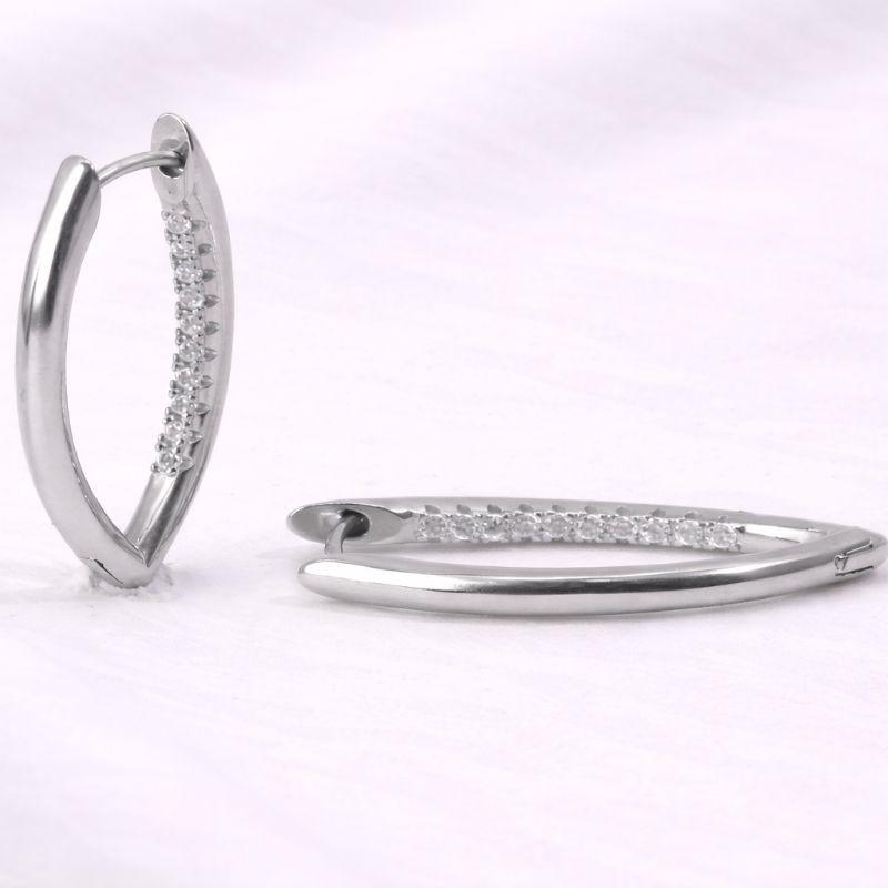 ARGOLA OVAL 1 FILEIRA ZIRCONIA