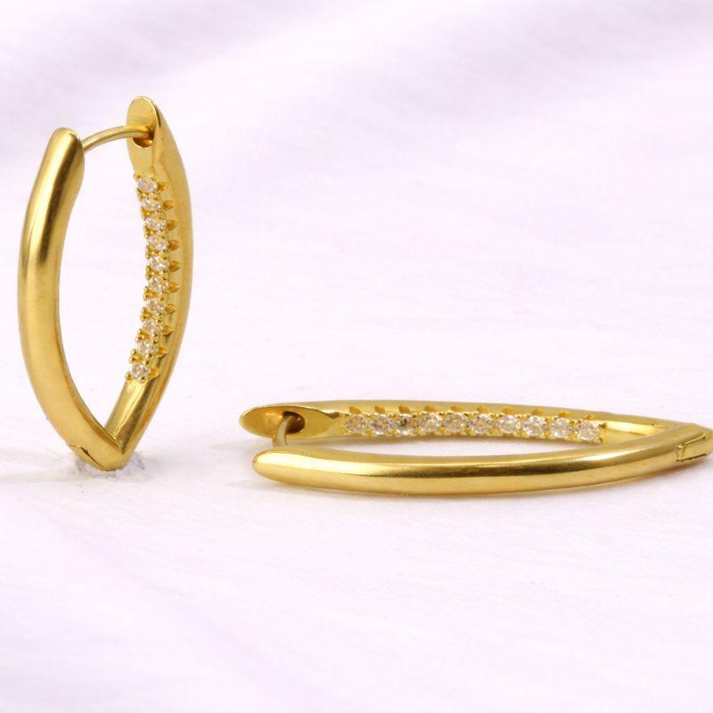 ARGOLA OVAL 1 FILEIRA ZIRCONIA