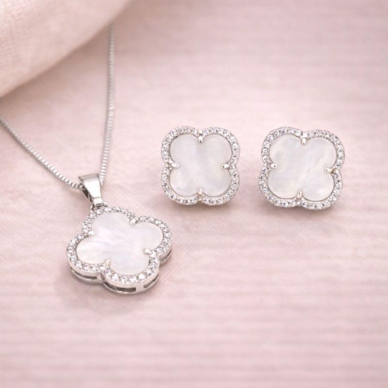 CONJUNTO TREVO BRANCO