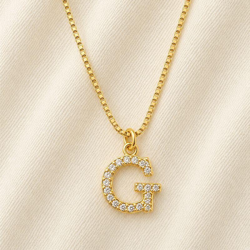 COLAR LETRA ZIRCONIA G