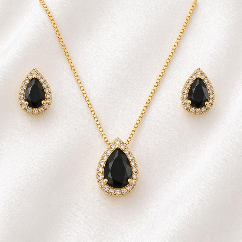 CONJUNTO GOTA PRETA